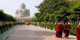 Short Buddhist tour Package with Delhi Sarnath Bodhgaya India